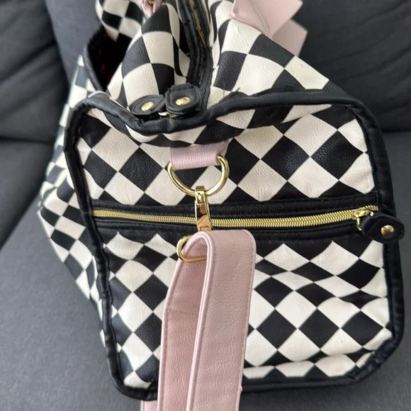 Betsey Johnson Weekender Bow Duffel Bag - Picture 4 of 14